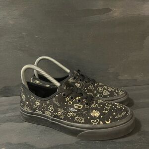 Vans Authentic Gothy Witchy Vibes Women’s Size 7.5 Skate Shoes Black Gold